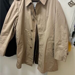 London Fog Beige Maincoat